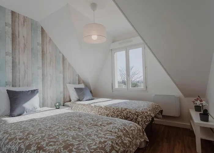 2 Aux Portes De Deauville 100m Du Pole International Du Cheval *